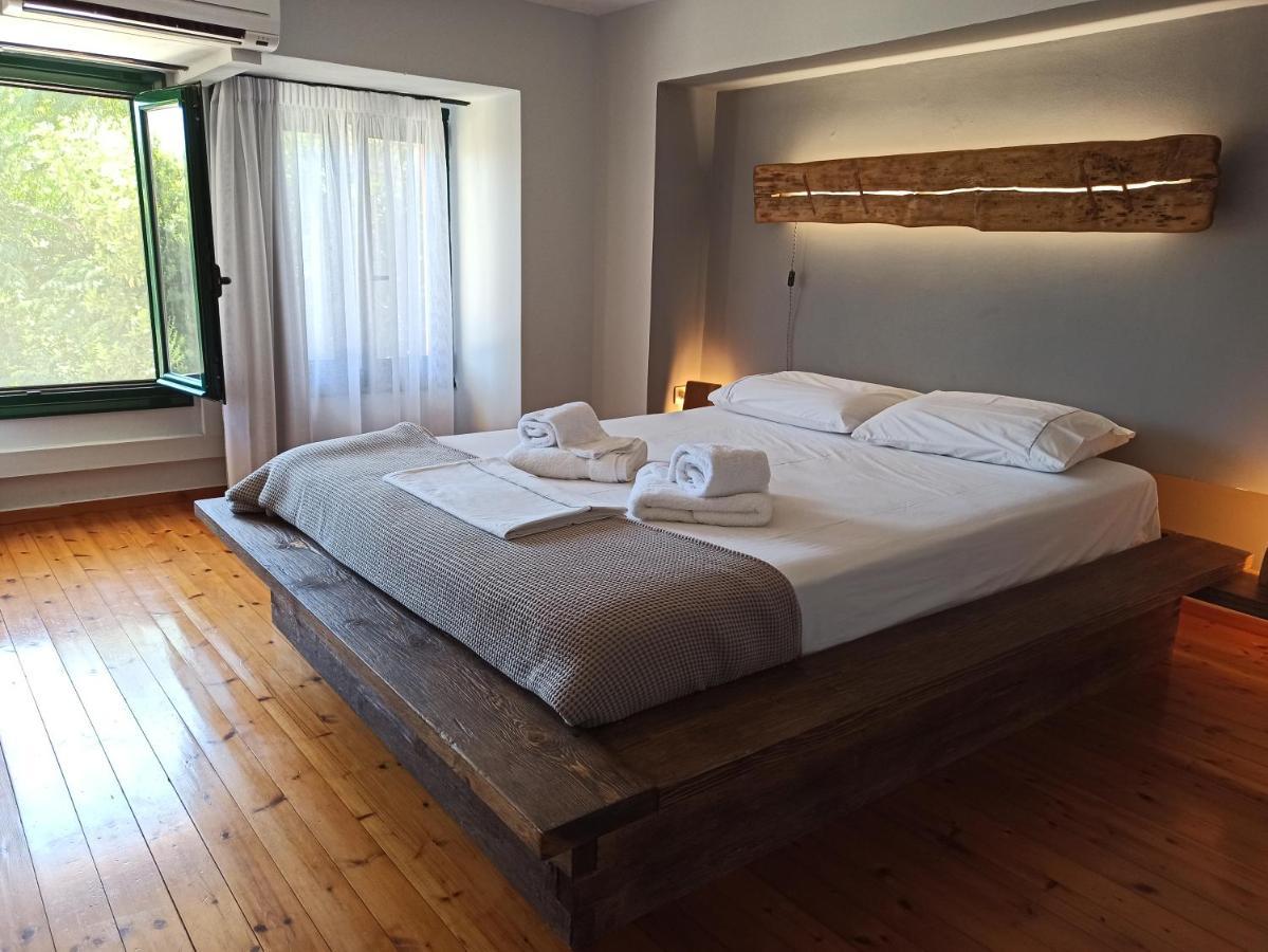 Cozy Residences In The Center Of Volissos Village - Lydia Lithos- Bagian luar foto