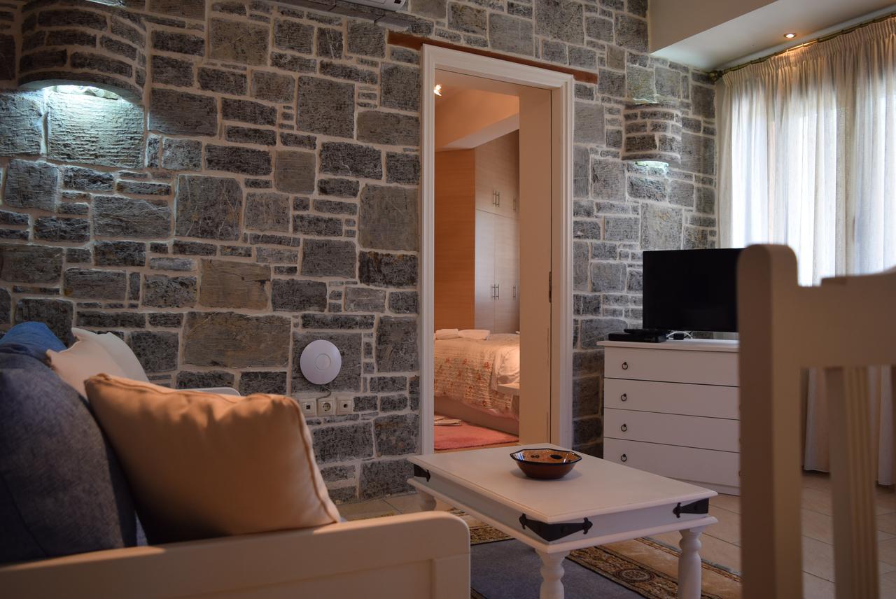 Cozy Residences In The Center Of Volissos Village - Lydia Lithos- Bagian luar foto